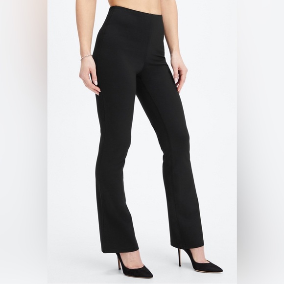 Fabletics 24/7 kick flare pants - Picture 2 of 7